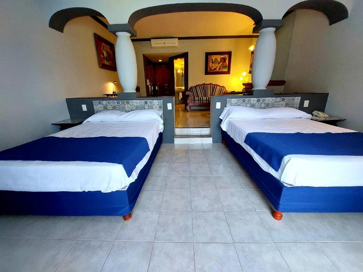 Gran Hotel Hacienda De La Noria Aguascalientes Exterior foto A room at the hotel