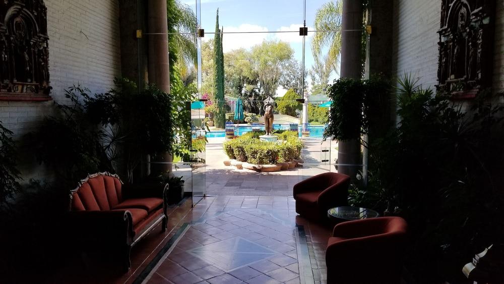 Gran Hotel Hacienda De La Noria Aguascalientes Exterior foto The lobby of the hotel